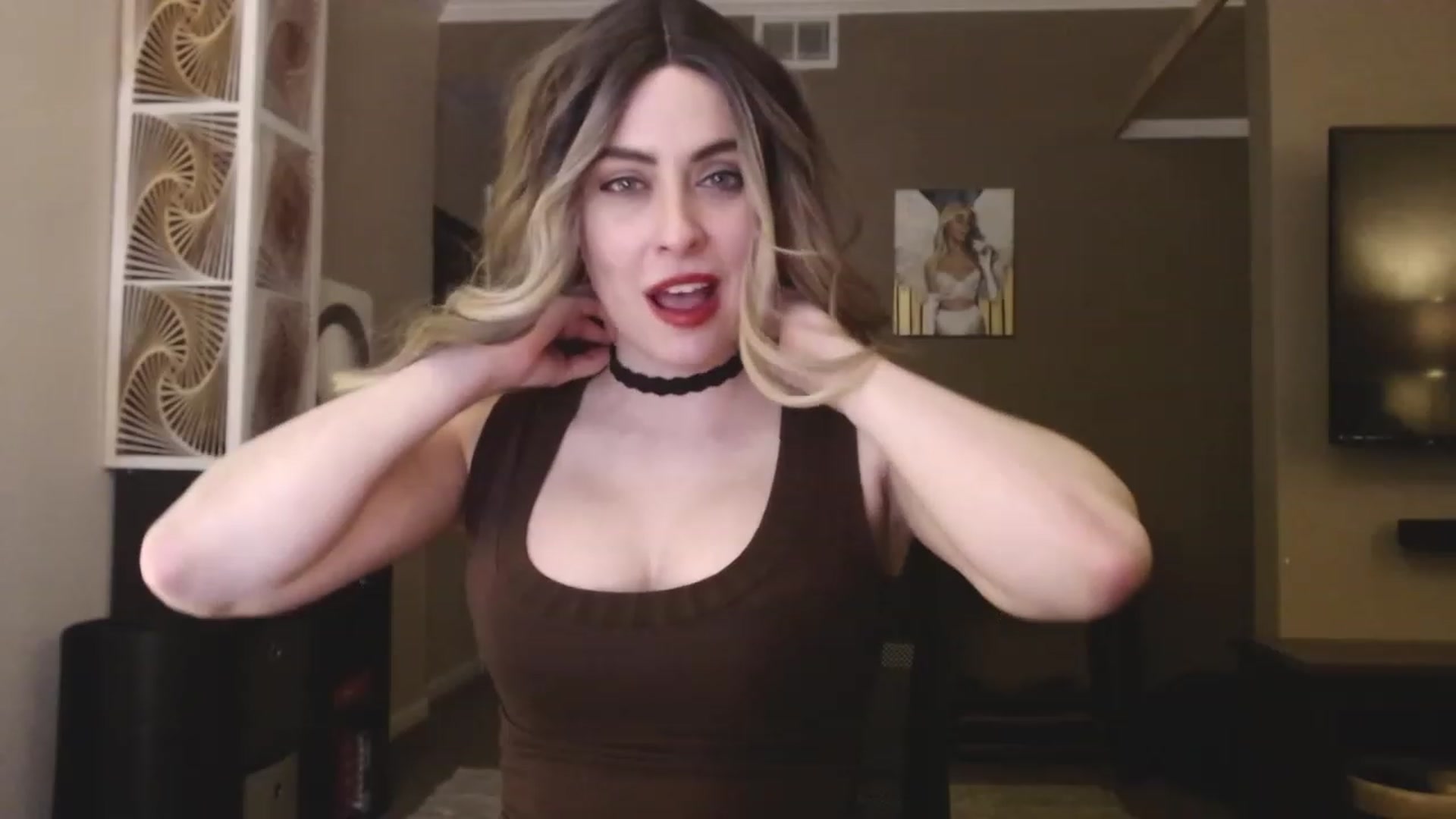 Gallery image thumbnail from VIX_SPY's myfreecams stream on, 03/10/2023, 04:19 image 3 of 20
