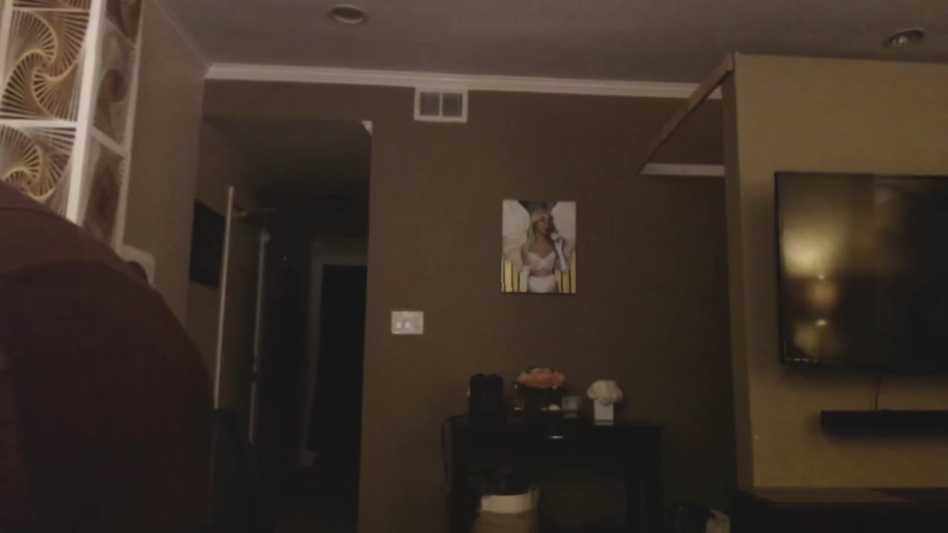 Gallery image thumbnail from VIX_SPY's myfreecams stream on, 03/10/2023, 04:32 image 18 of 20