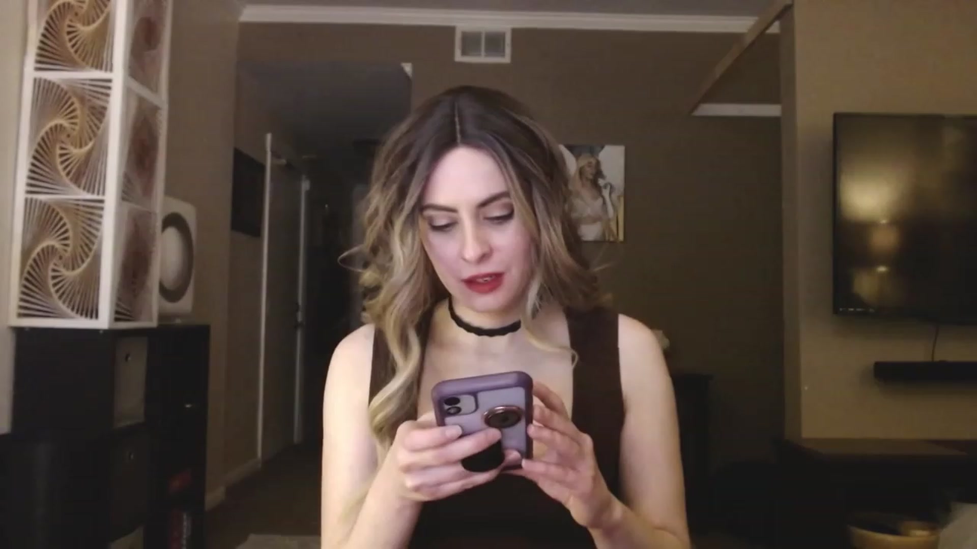 Gallery image thumbnail from VIX_SPY's myfreecams stream on, 03/10/2023, 04:32 image 7 of 20