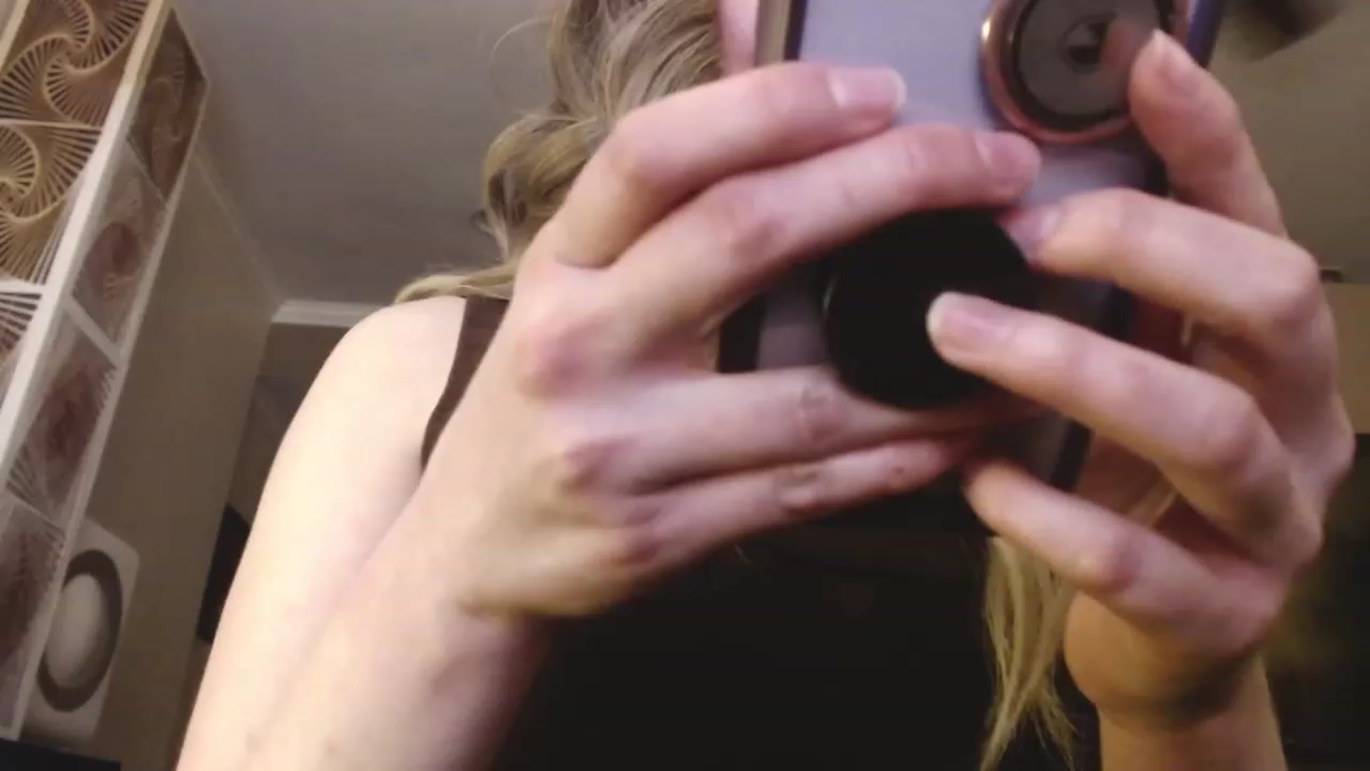 Gallery image thumbnail from VIX_SPY's myfreecams stream on, 03/10/2023, 04:32 image 5 of 20
