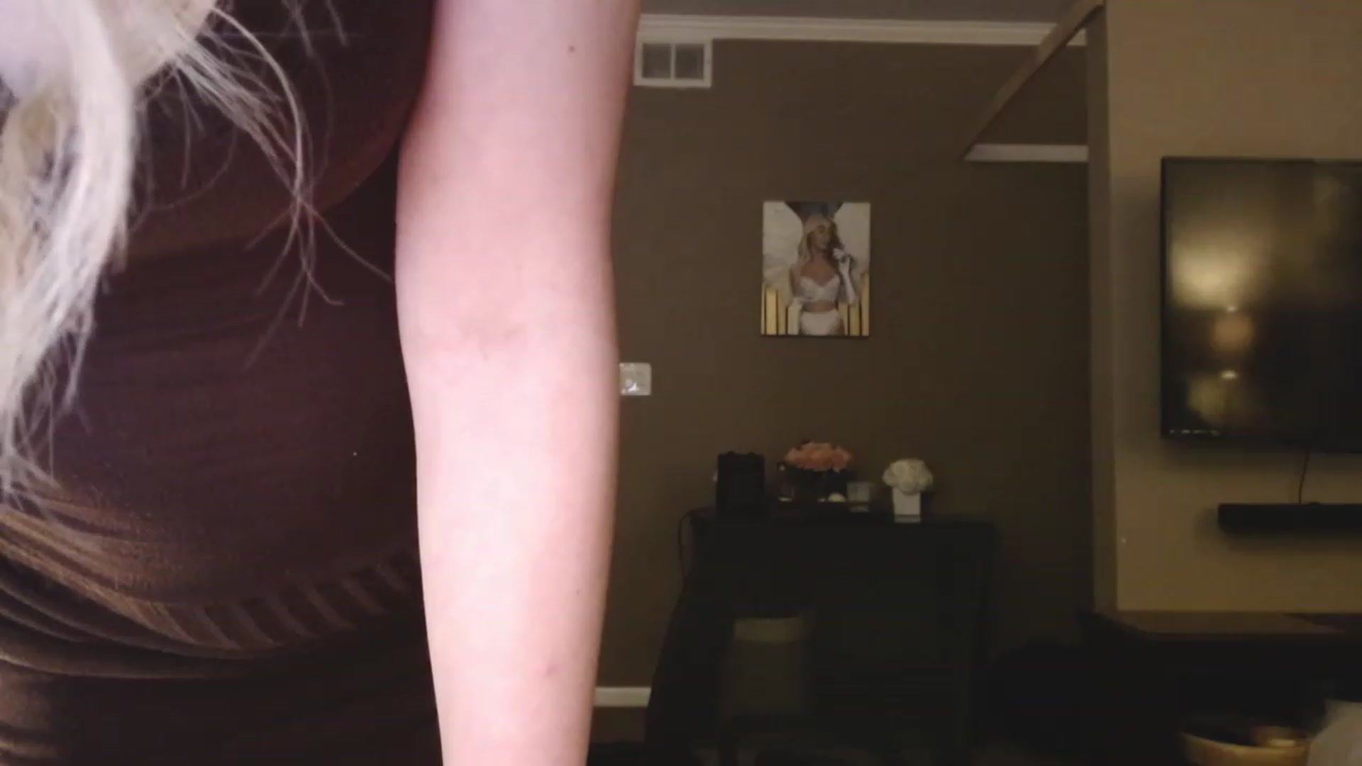 Gallery image thumbnail from VIX_SPY's myfreecams stream on, 03/10/2023, 04:32 image 12 of 20