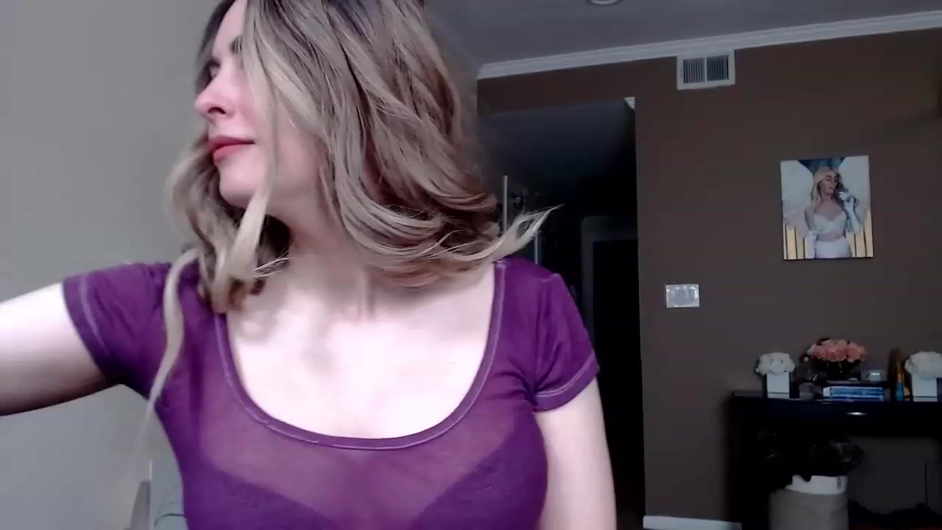 Gallery image thumbnail from VIX_SPY's myfreecams stream on, 04/20/2023, 18:50 image 3 of 20