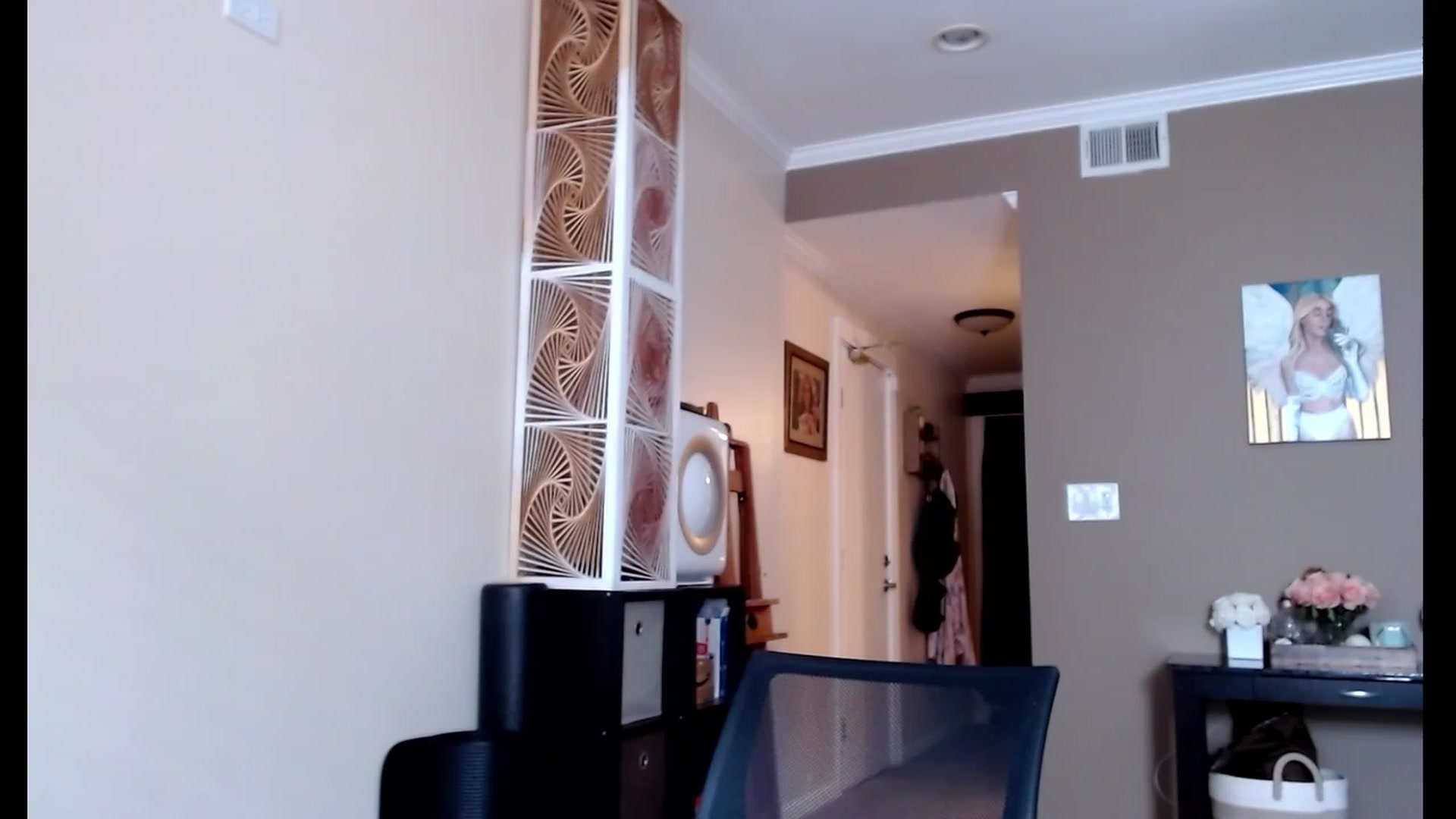Gallery image thumbnail from VIX_SPY's myfreecams stream on, 06/28/2023, 19:27 image 9 of 20