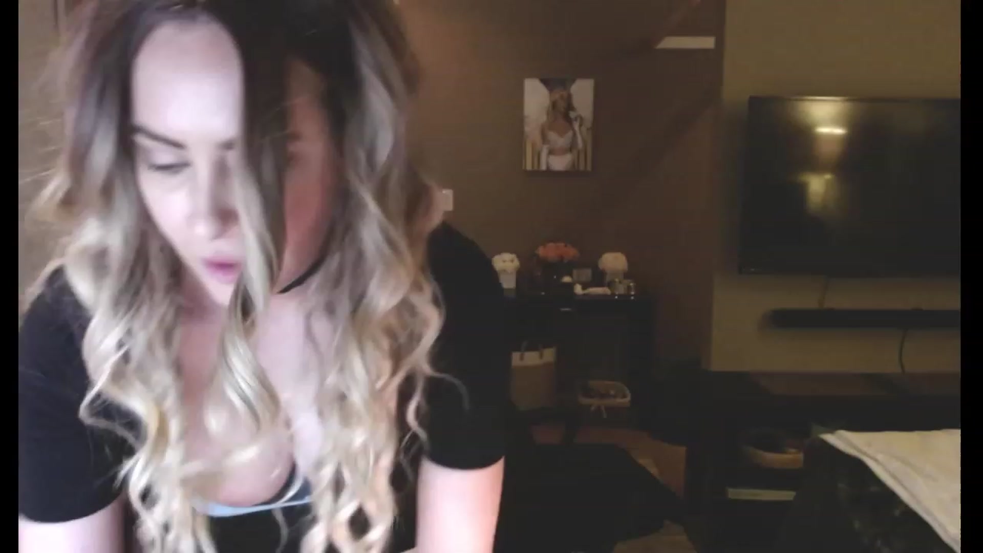 Gallery image thumbnail from VIX_SPY's myfreecams stream on, 07/16/2023, 02:18 image 20 of 20