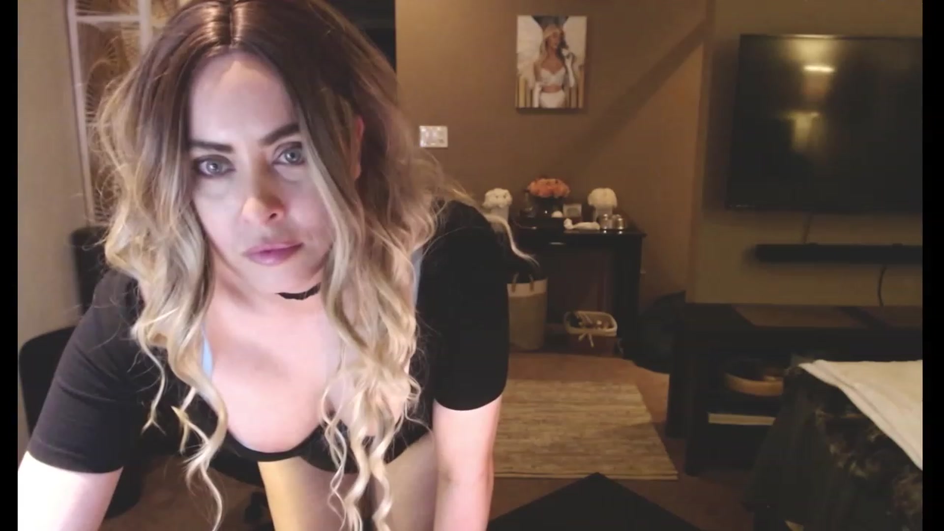 Gallery image thumbnail from VIX_SPY's myfreecams stream on, 07/16/2023, 02:18 image 5 of 20