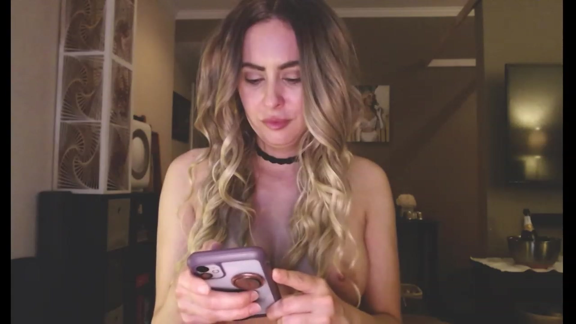Gallery image thumbnail from VIX_SPY's myfreecams stream on, 07/16/2023, 04:50 image 20 of 20