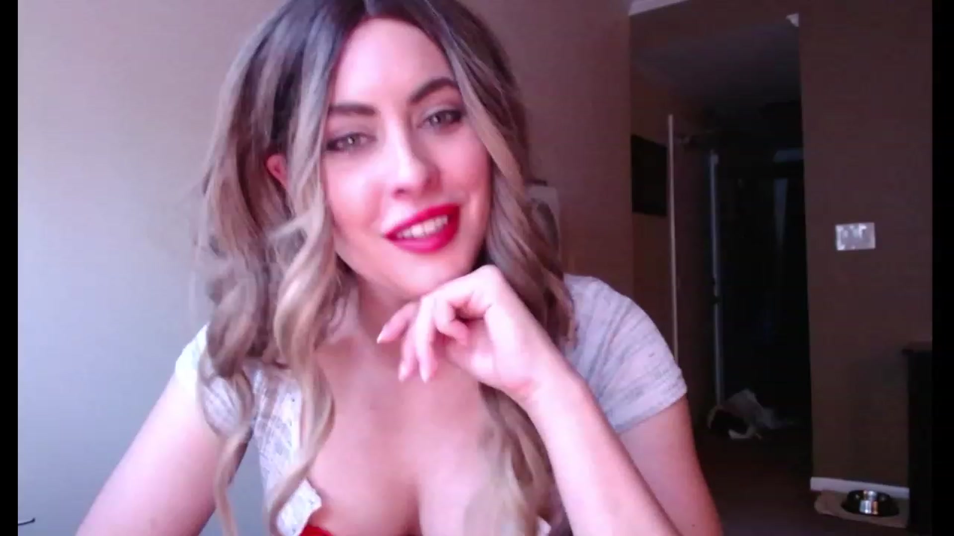 Gallery image thumbnail from VIX_SPY's myfreecams stream on, 09/18/2023, 23:10 image 19 of 20