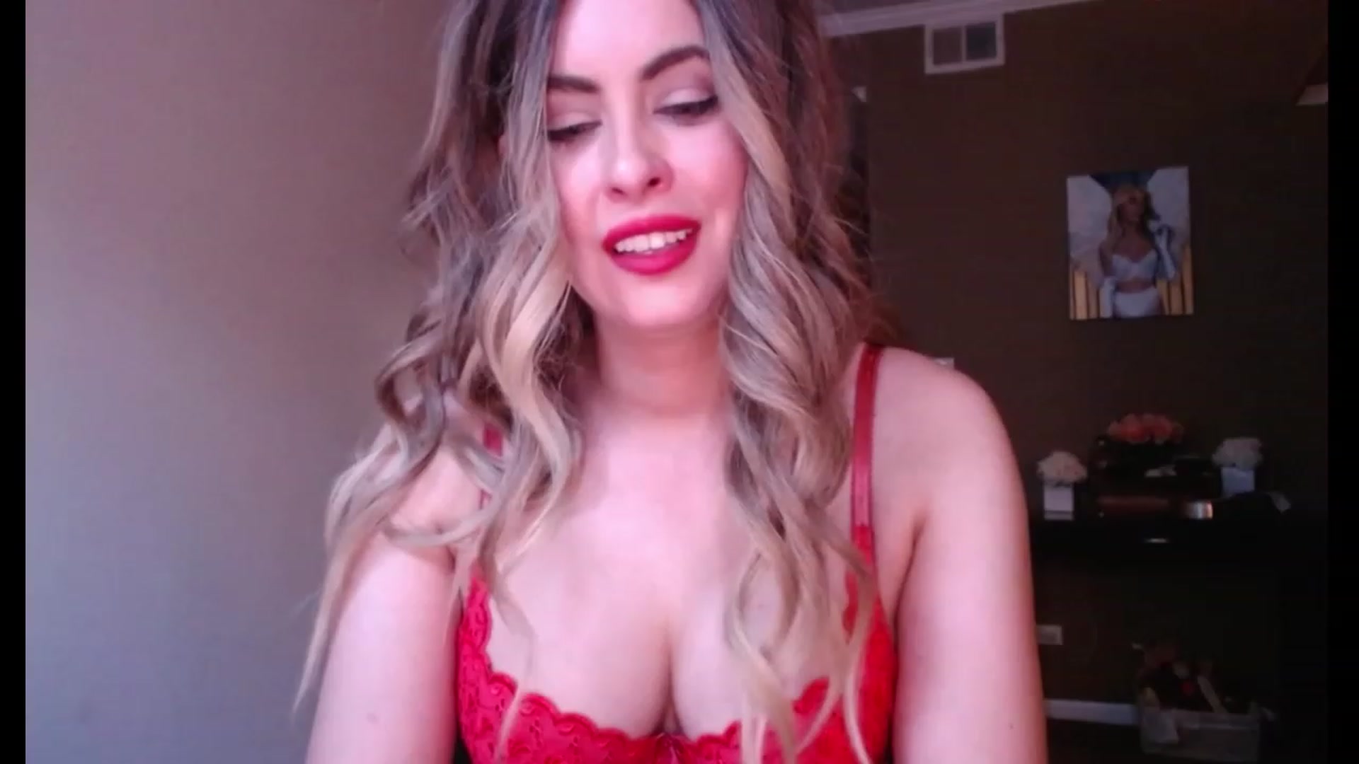 Gallery image thumbnail from VIX_SPY's myfreecams stream on, 09/18/2023, 23:23 image 16 of 20