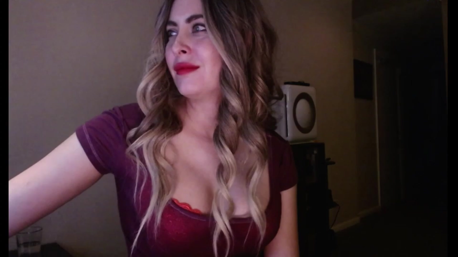 Gallery image thumbnail from VIX_SPY's myfreecams stream on, 09/19/2023, 07:36 image 3 of 20