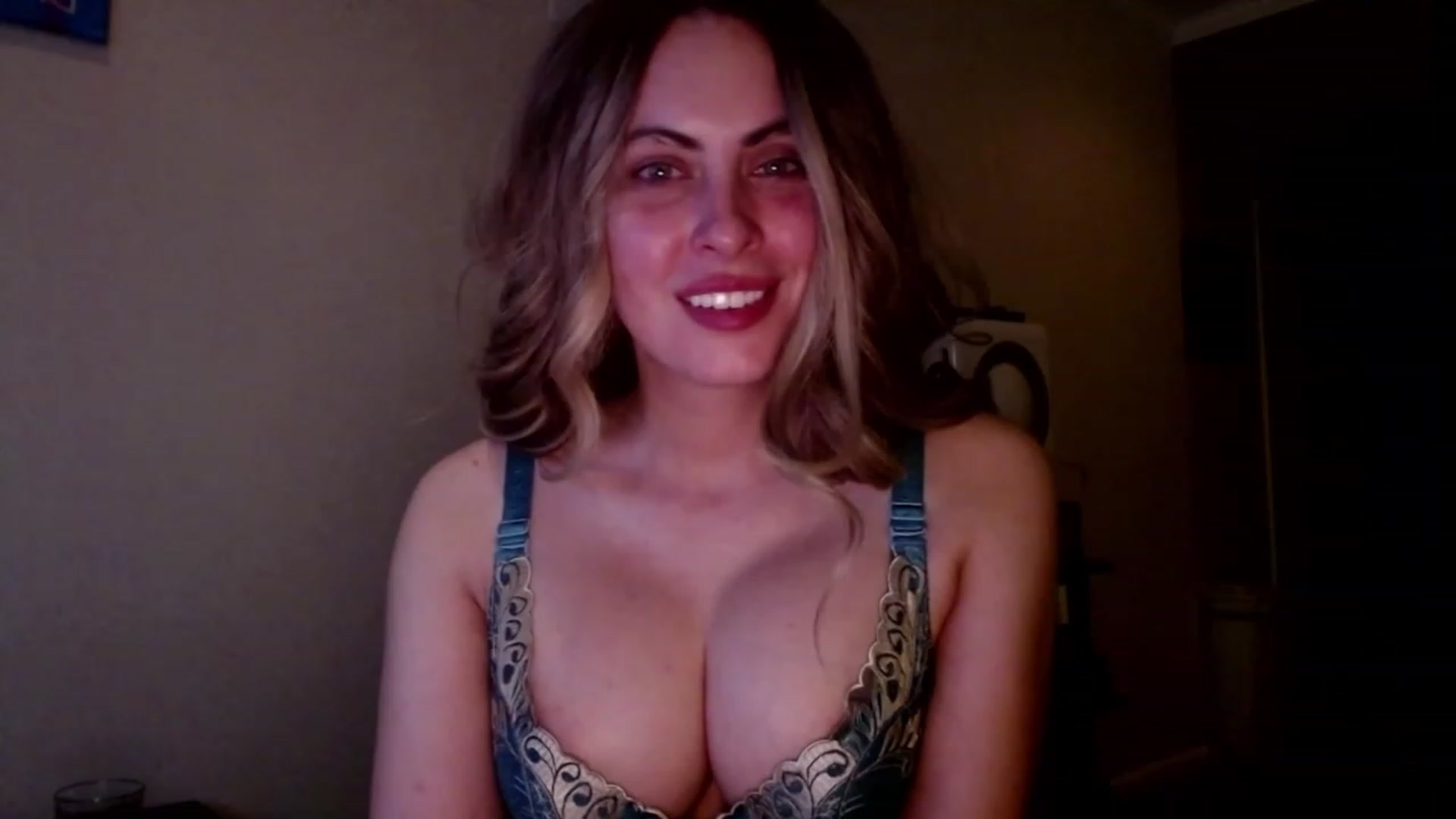 Gallery image thumbnail from VIX_SPY's myfreecams stream on, 09/27/2023, 05:41 image 14 of 20