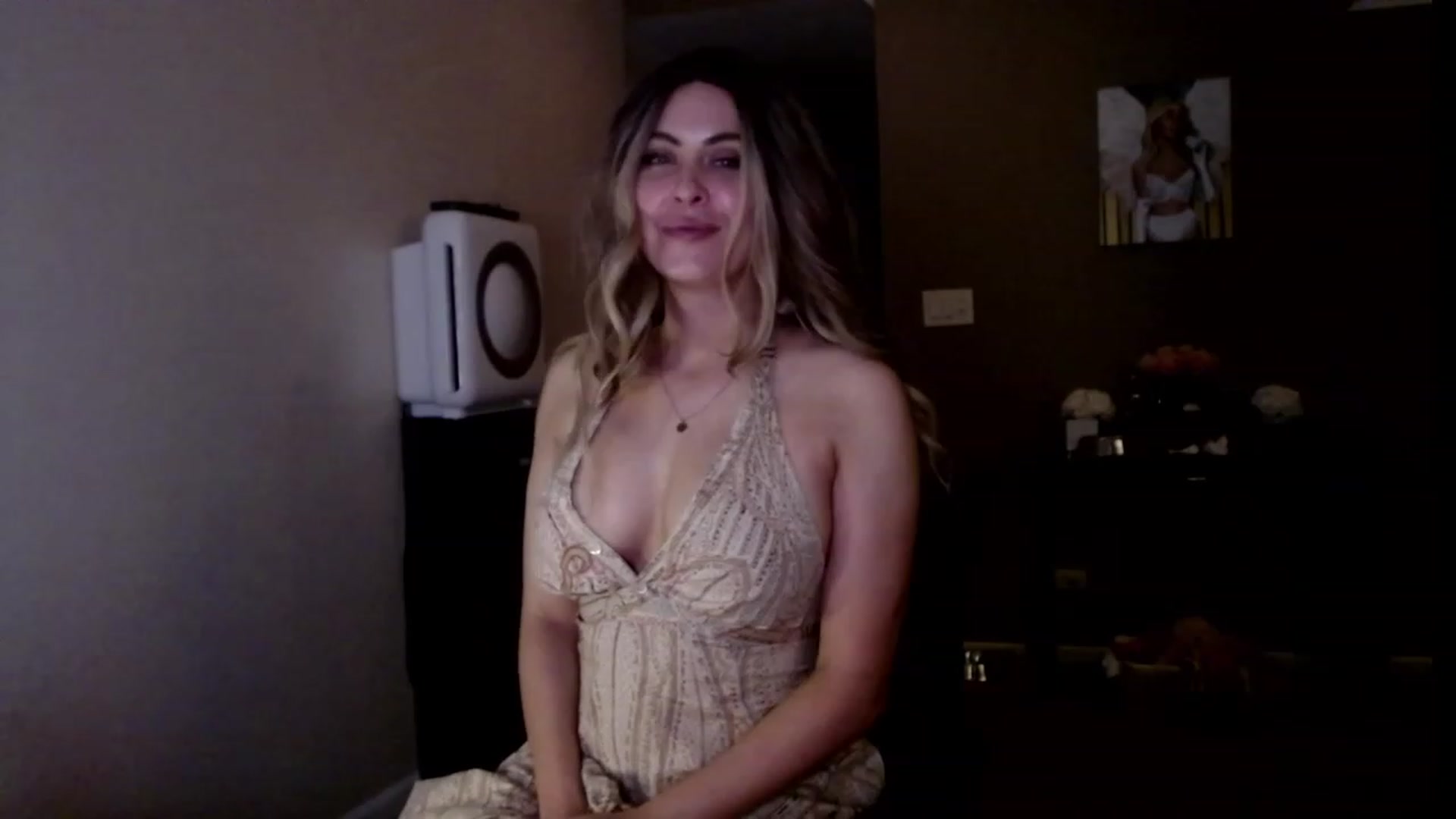 Gallery image thumbnail from VIX_SPY's myfreecams stream on, 09/29/2023, 04:54 image 2 of 20