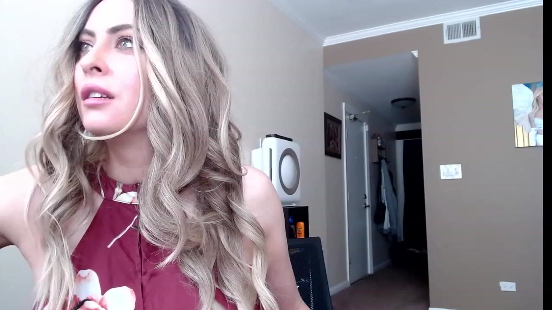 Gallery image thumbnail from VIX_SPY's myfreecams stream on, 10/07/2023, 19:15 image 18 of 20