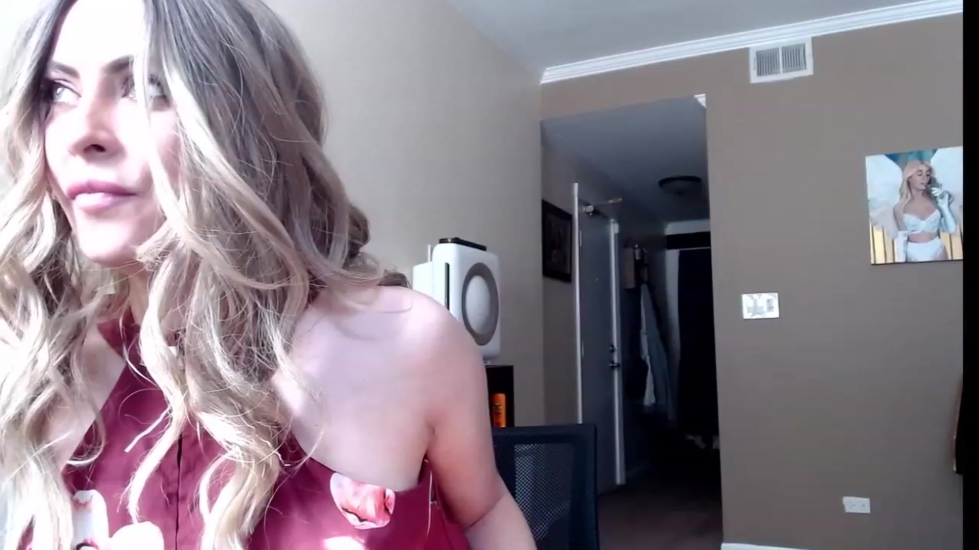 Gallery image thumbnail from VIX_SPY's myfreecams stream on, 10/07/2023, 19:15 image 6 of 20