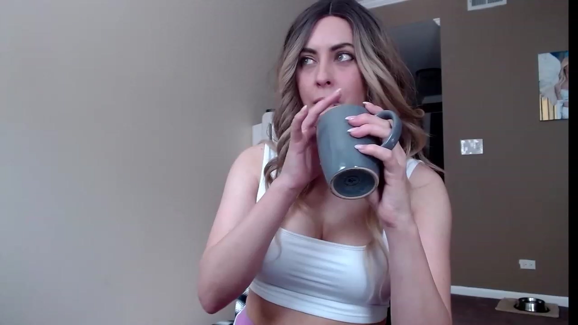 Gallery image thumbnail from VIX_SPY's myfreecams stream on, 10/24/2023, 17:55 image 9 of 20