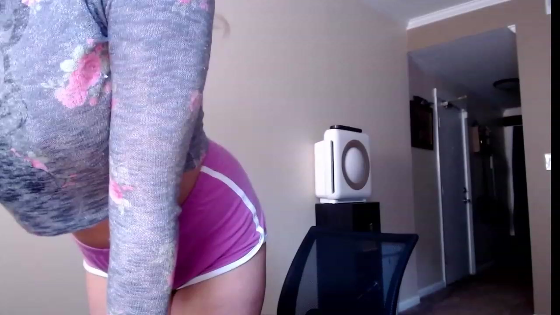 Gallery image thumbnail from VIX_SPY's myfreecams stream on, 11/11/2023, 19:05 image 9 of 20