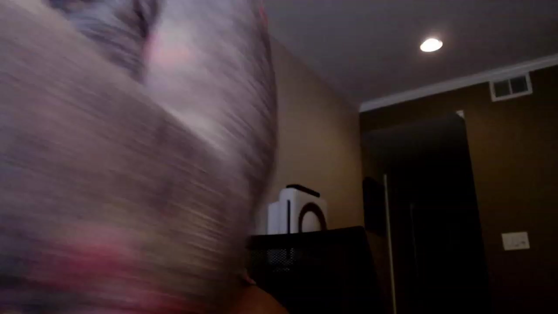 Gallery image thumbnail from VIX_SPY's myfreecams stream on, 11/12/2023, 06:04 image 15 of 20