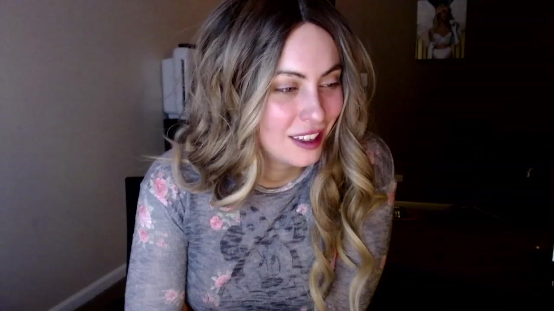 Gallery image thumbnail from VIX_SPY's myfreecams stream on, 11/12/2023, 06:04 image 11 of 20