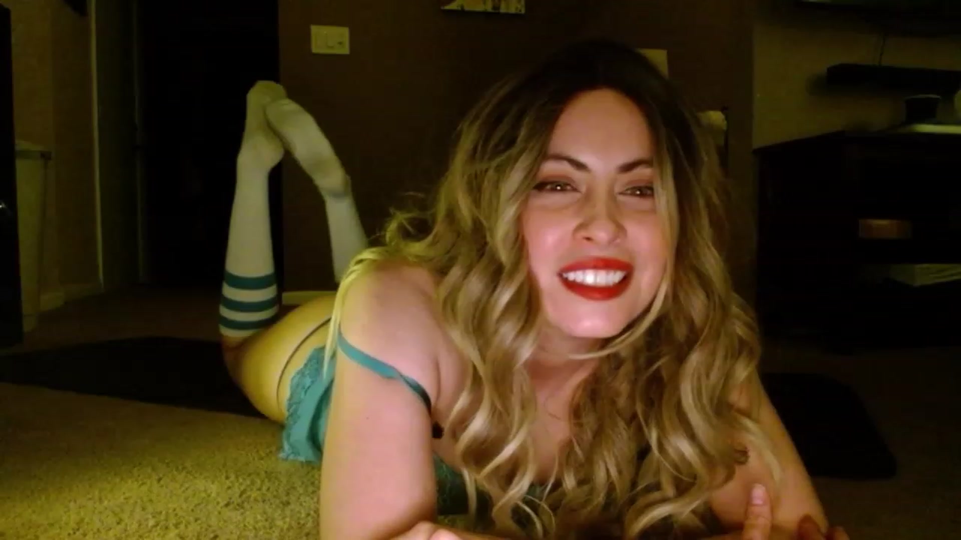 Gallery image thumbnail from VIX_SPY's myfreecams stream on, 11/27/2023, 05:58 image 18 of 20