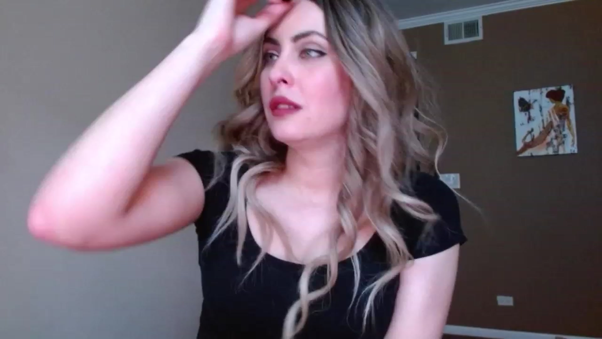 Gallery image thumbnail from VIX_SPY's myfreecams stream on, 11/27/2023, 22:08 image 1 of 20