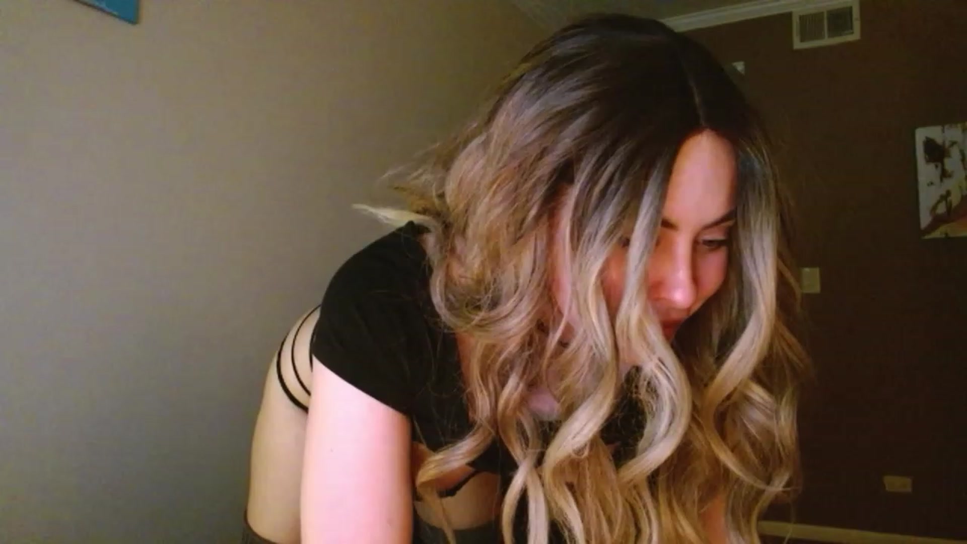 Gallery image thumbnail from VIX_SPY's myfreecams stream on, 12/01/2023, 05:31 image 3 of 20