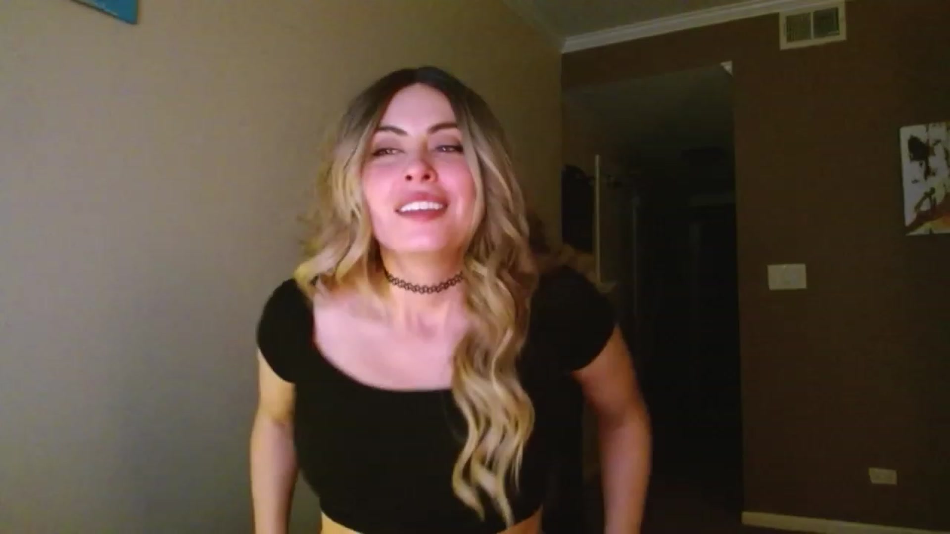 Gallery image thumbnail from VIX_SPY's myfreecams stream on, 12/01/2023, 05:31 image 2 of 20