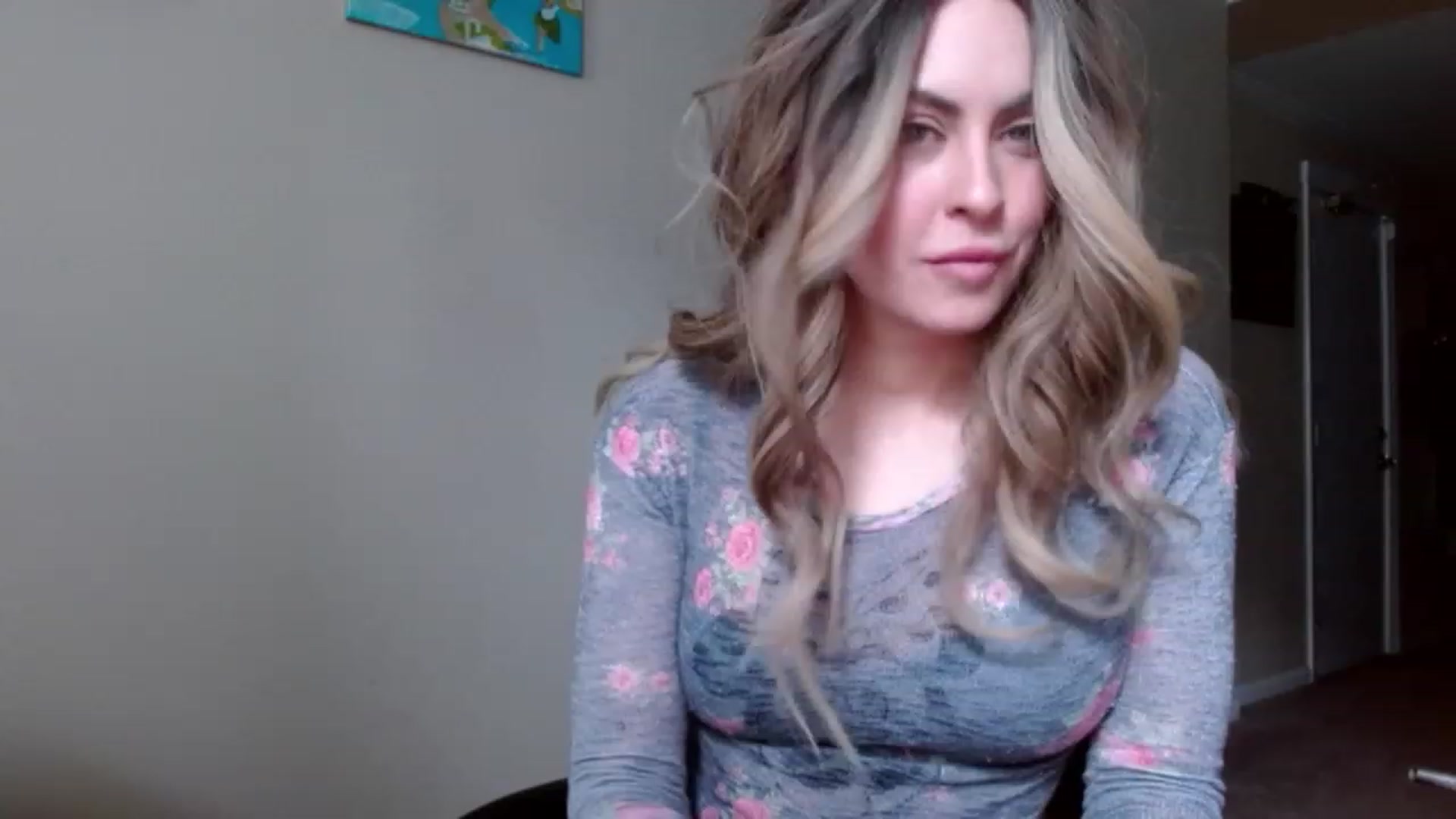 Gallery image thumbnail from VIX_SPY's myfreecams stream on, 12/08/2023, 19:25 image 10 of 20