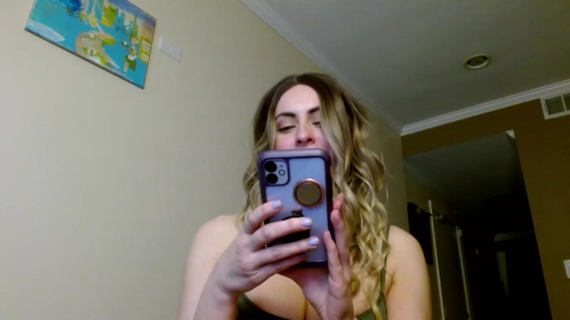 Gallery image thumbnail from VIX_SPY's myfreecams stream on, 12/27/2023, 04:18 image 6 of 20