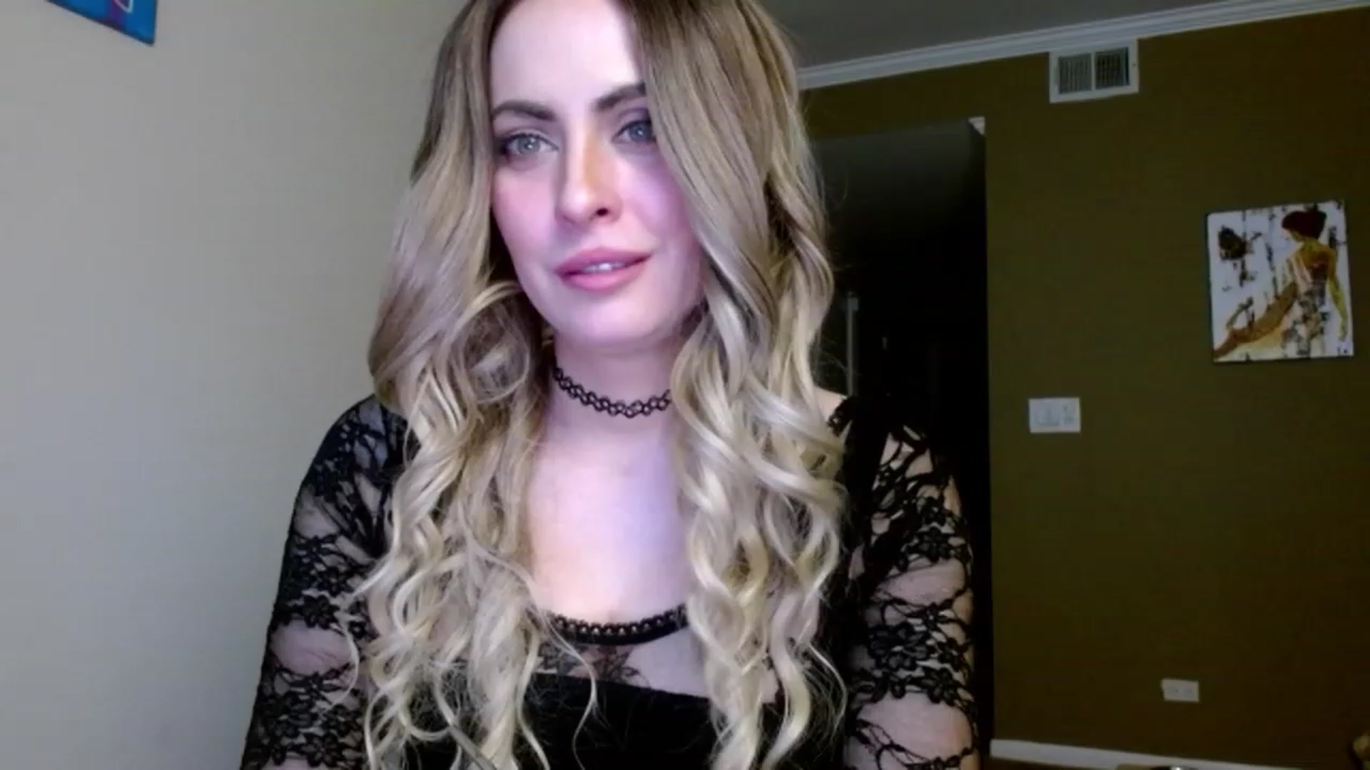 Gallery image thumbnail from VIX_SPY's myfreecams stream on, 12/29/2023, 21:15 image 20 of 20