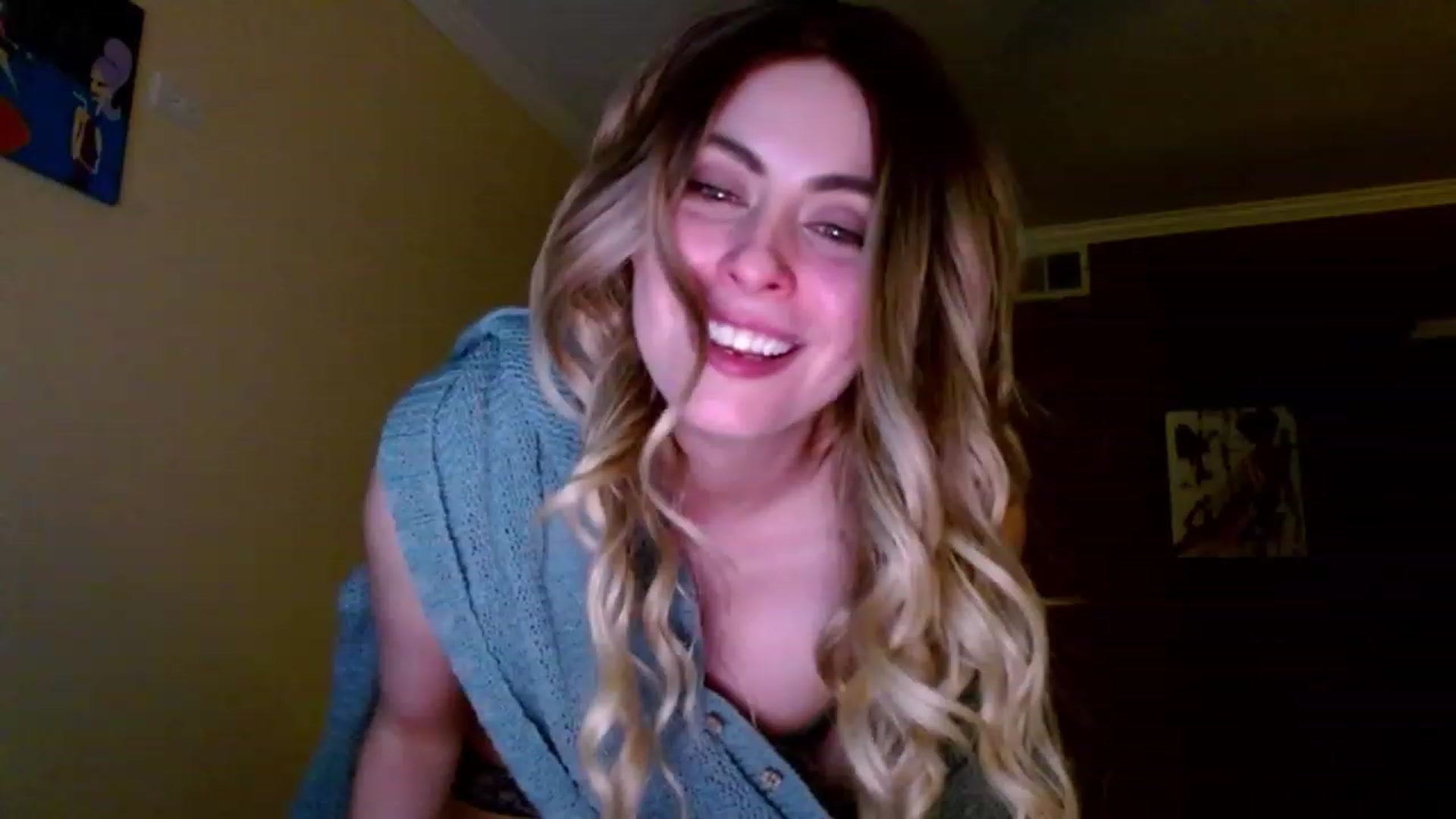 Gallery image thumbnail from VIX_SPY's myfreecams stream on, 01/18/2024, 04:08 image 19 of 20