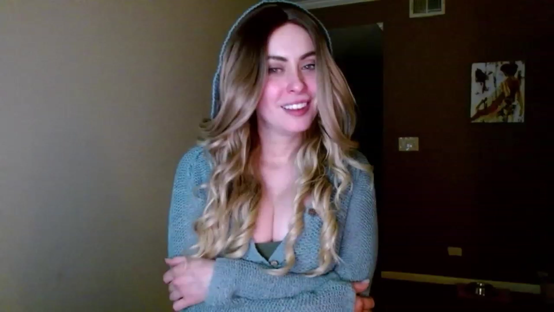 Gallery image thumbnail from VIX_SPY's myfreecams stream on, 01/18/2024, 04:08 image 6 of 20