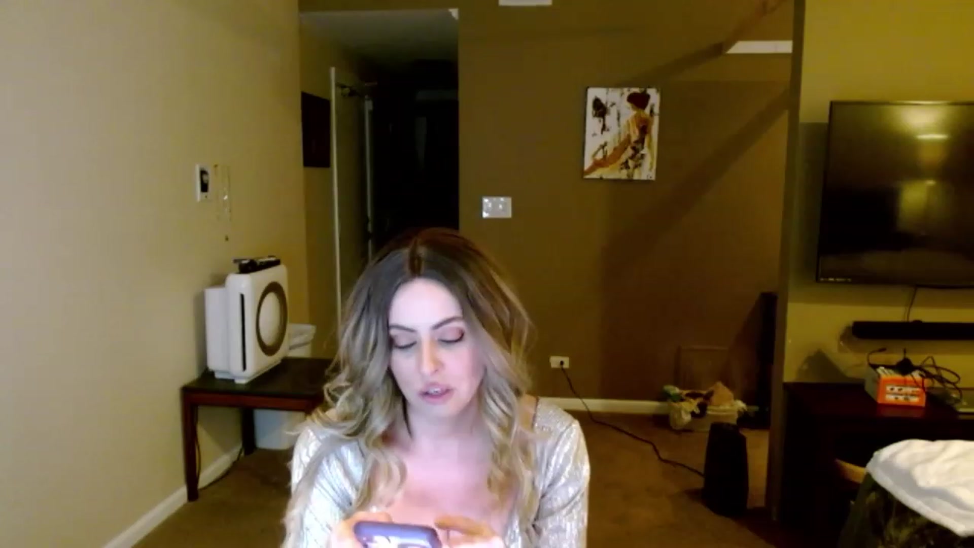 Gallery image thumbnail from VIX_SPY's myfreecams stream on, 01/25/2024, 24:01 image 10 of 20