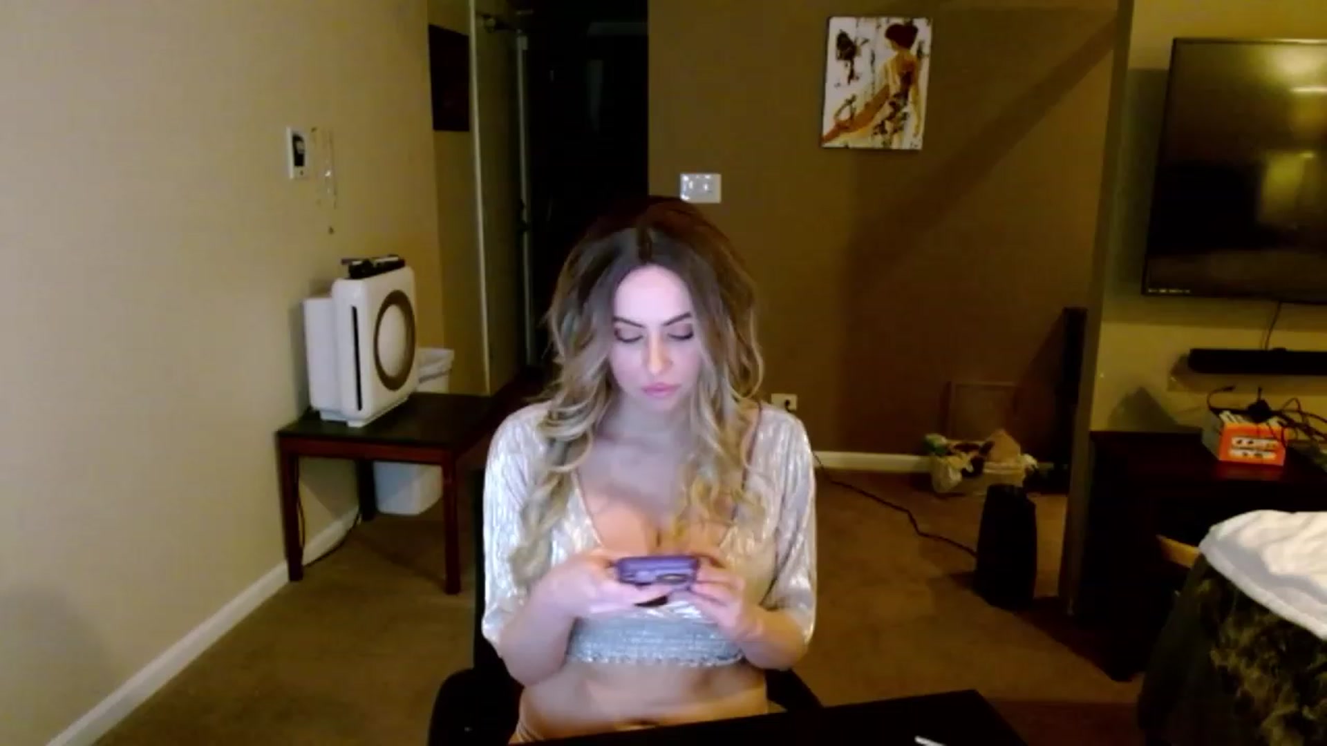 Gallery image thumbnail from VIX_SPY's myfreecams stream on, 01/25/2024, 01:07 image 14 of 20