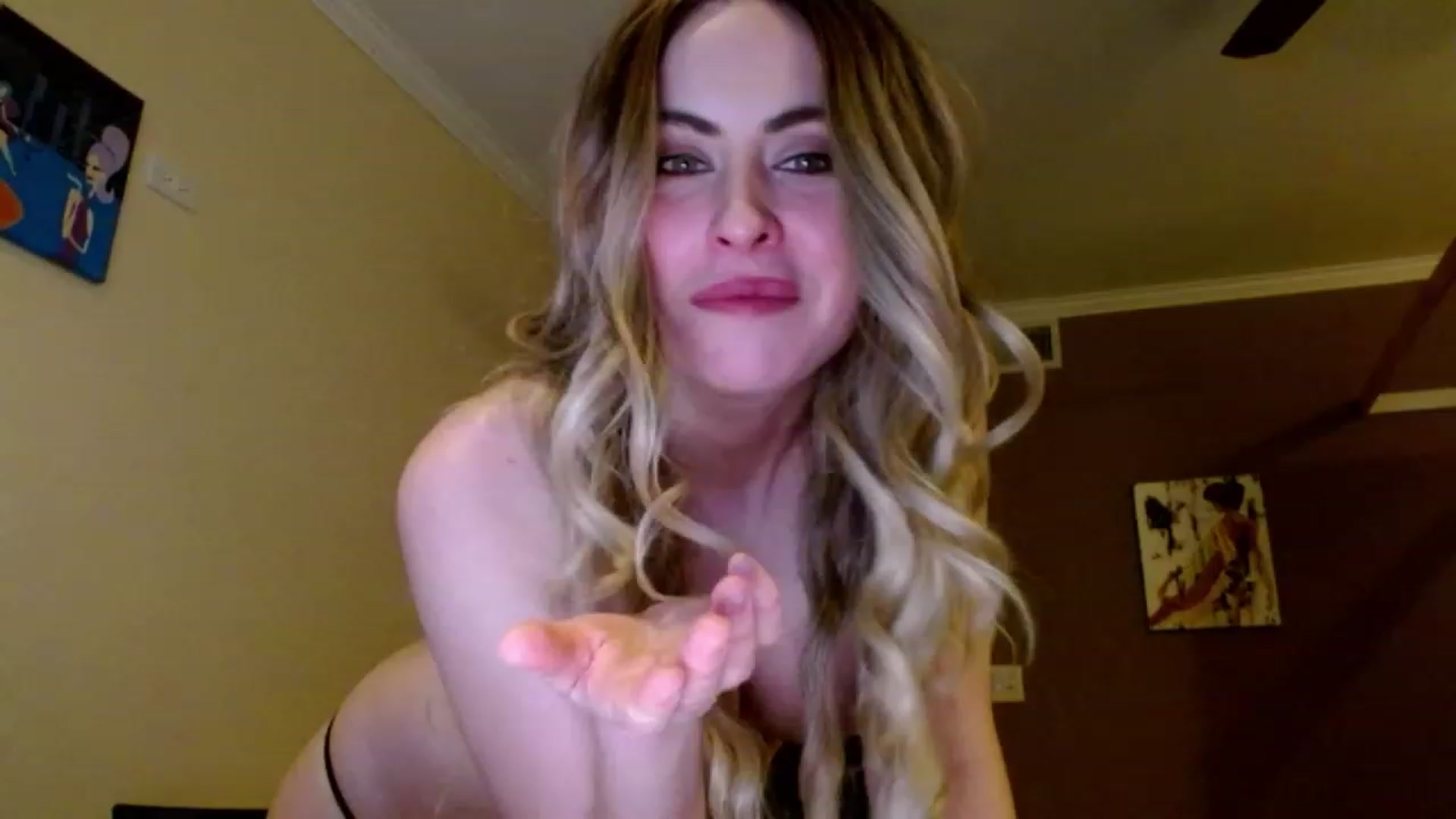Gallery image thumbnail from VIX_SPY's myfreecams stream on, 01/31/2024, 01:58 image 2 of 20