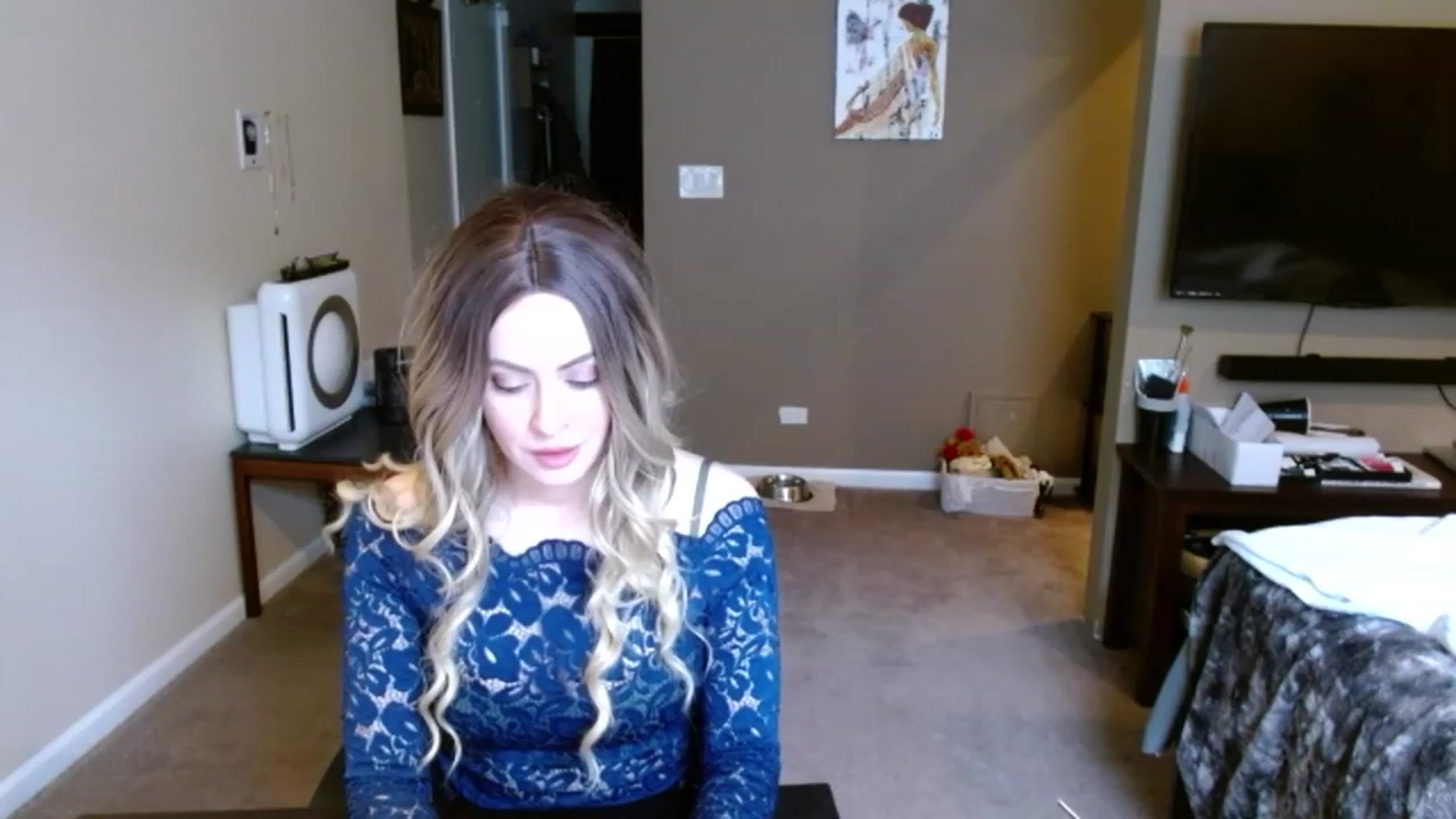 Gallery image thumbnail from VIX_SPY's myfreecams stream on, 02/16/2024, 19:28 image 5 of 20