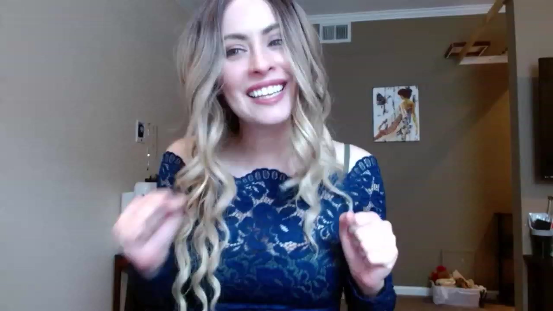 Gallery image thumbnail from VIX_SPY's myfreecams stream on, 02/16/2024, 19:28 image 18 of 20