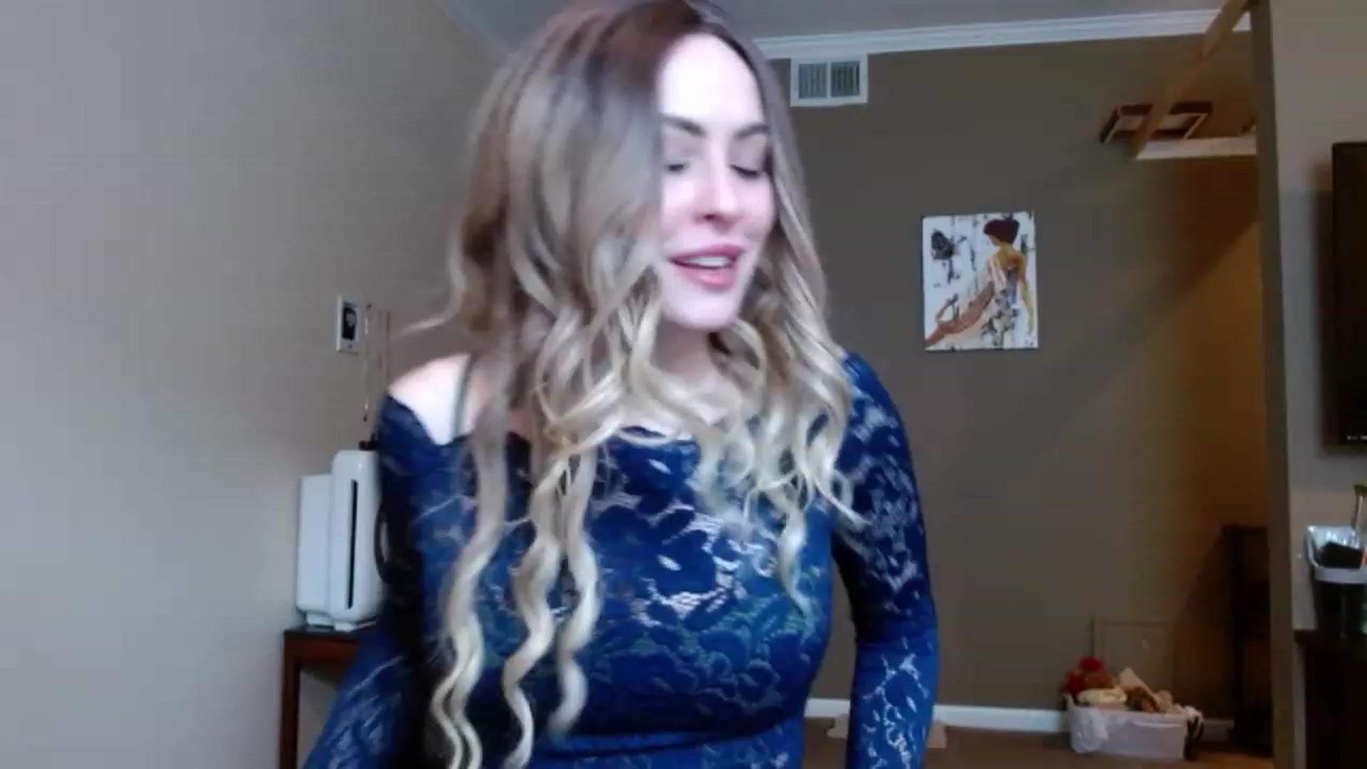 Gallery image thumbnail from VIX_SPY's myfreecams stream on, 02/16/2024, 19:28 image 19 of 20