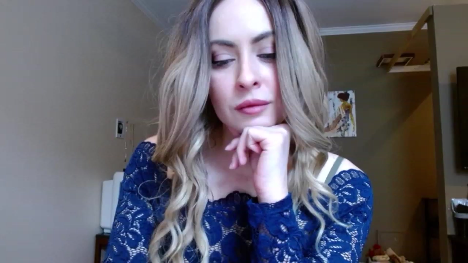 Gallery image thumbnail from VIX_SPY's myfreecams stream on, 02/16/2024, 19:28 image 16 of 20