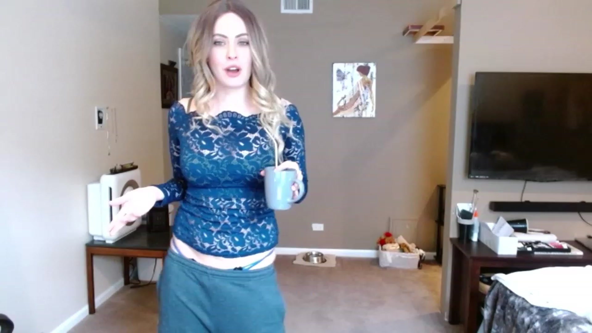 Gallery image thumbnail from VIX_SPY's myfreecams stream on, 02/16/2024, 19:28 image 14 of 20