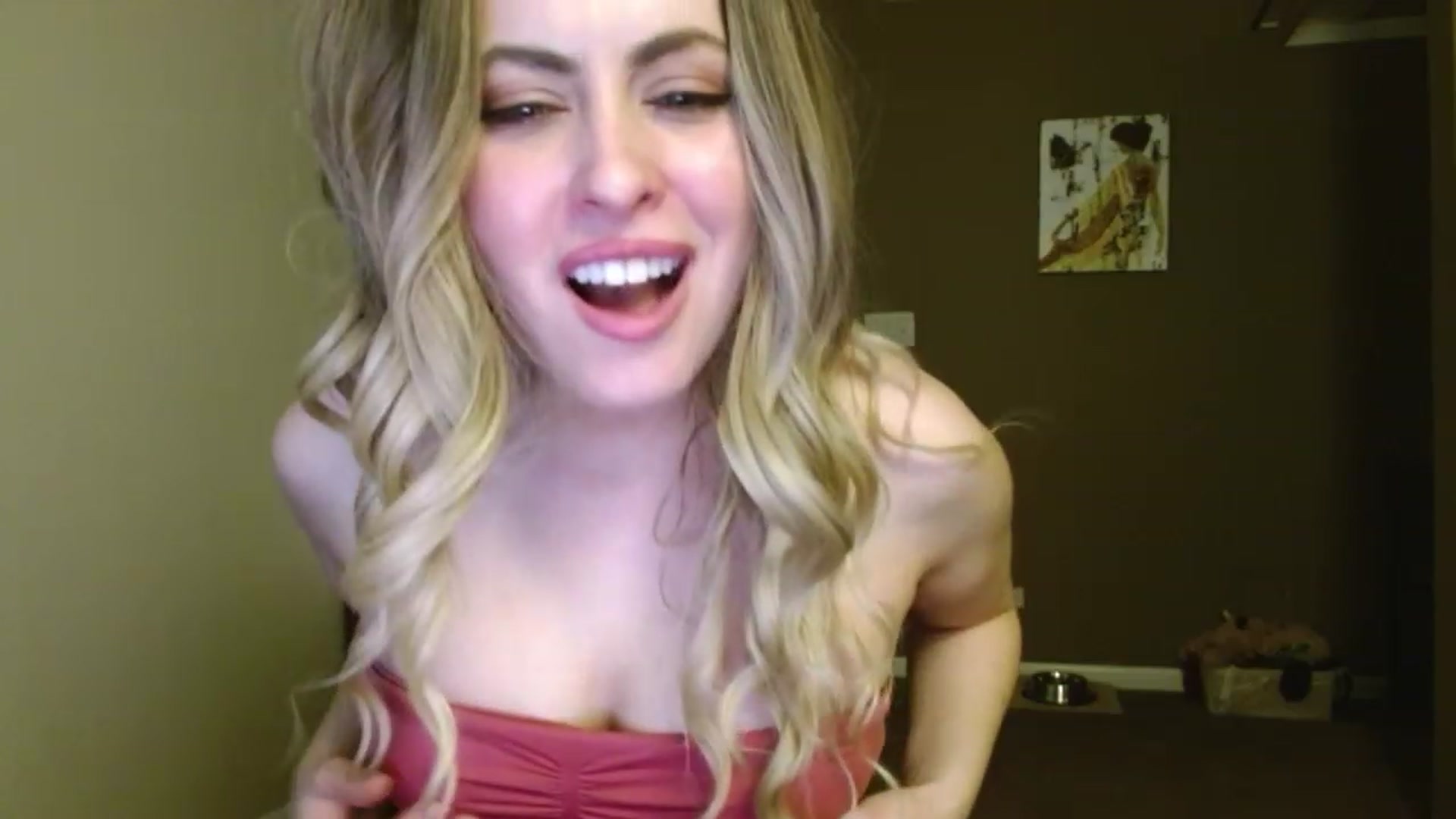 Gallery image thumbnail from VIX_SPY's myfreecams stream on, 02/21/2024, 03:13 image 19 of 20