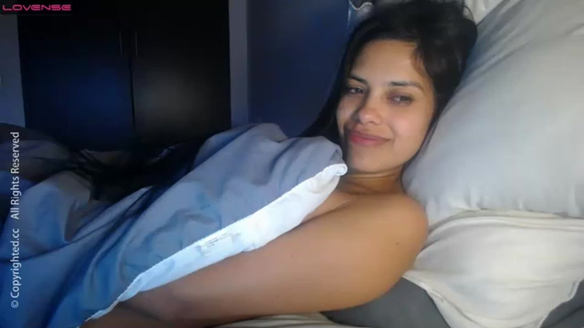 Gallery image thumbnail from V_80s_Gta's myfreecams stream on, 12/31/2022, 24:01 image 2 of 20