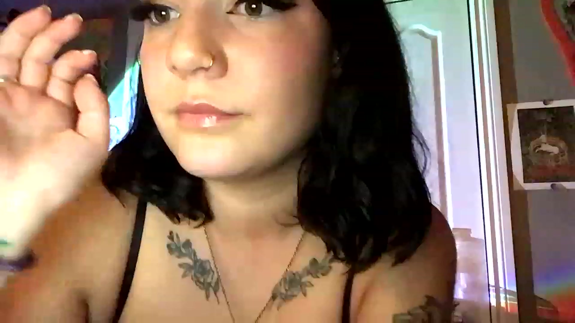 Gallery image thumbnail from Vail_Fox's myfreecams stream on, 07/13/2023, 06:22 image 7 of 20