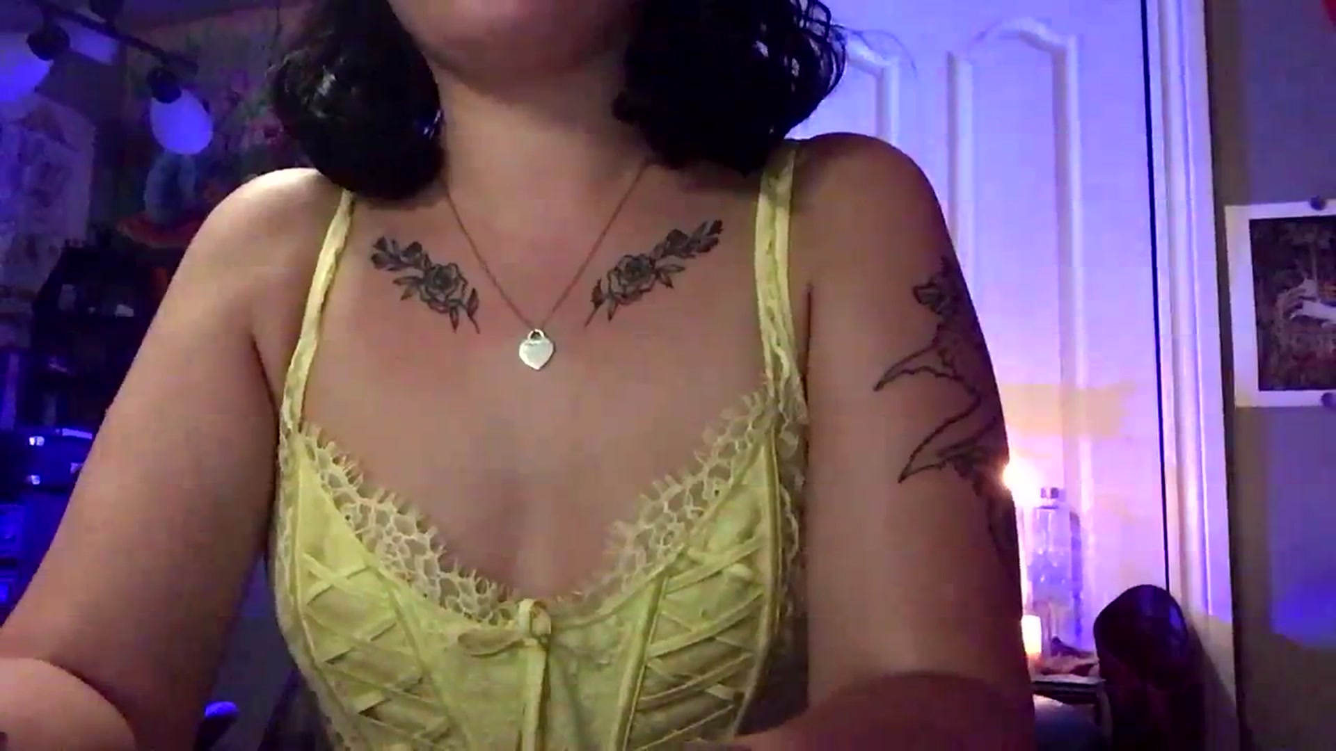 Gallery image thumbnail from Vail_Fox's myfreecams stream on, 07/26/2023, 05:59 image 7 of 20