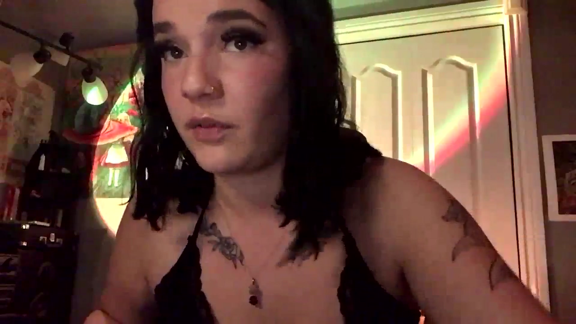 Gallery image thumbnail from Vail_Fox's myfreecams stream on, 08/09/2023, 02:36 image 2 of 20
