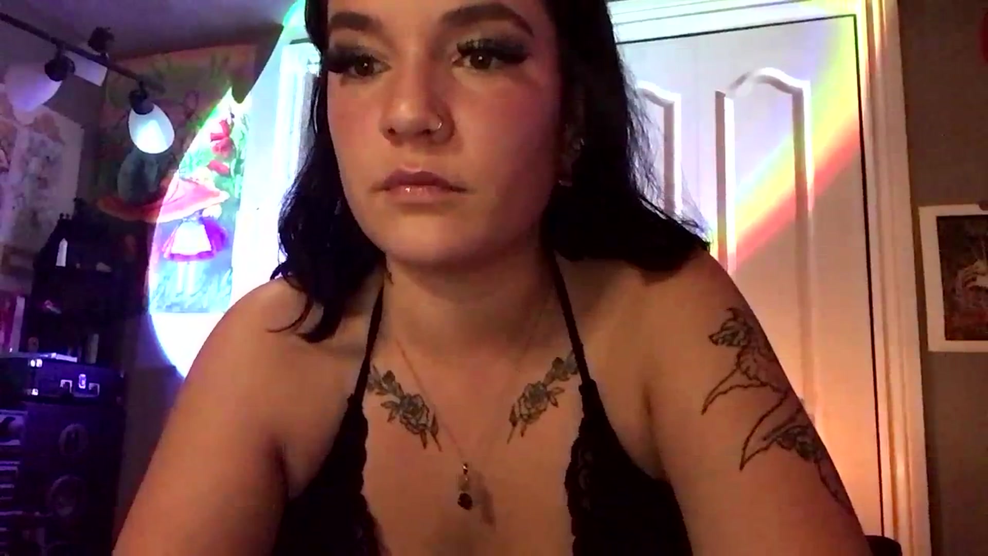 Gallery image thumbnail from Vail_Fox's myfreecams stream on, 08/09/2023, 02:36 image 10 of 20