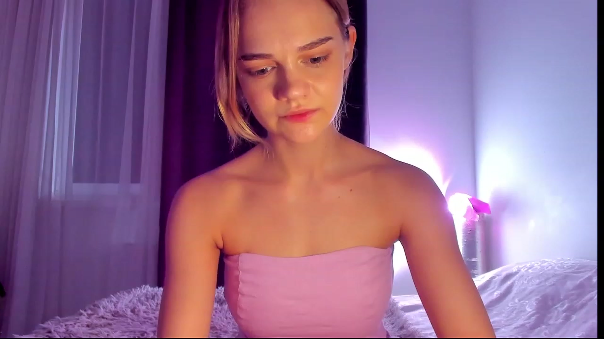 Gallery image thumbnail from ValentinaGirl's myfreecams stream on, 09/28/2023, 18:03 image 12 of 20
