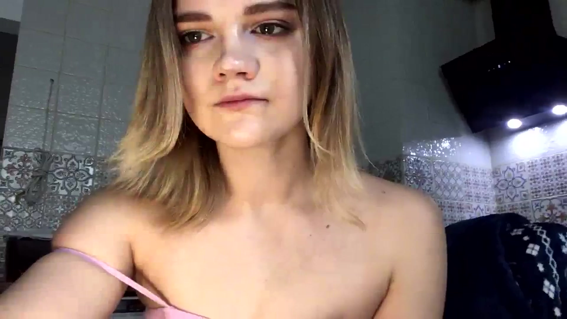 Gallery image thumbnail from ValentinaGirl's myfreecams stream on, 02/07/2024, 11:33 image 15 of 20
