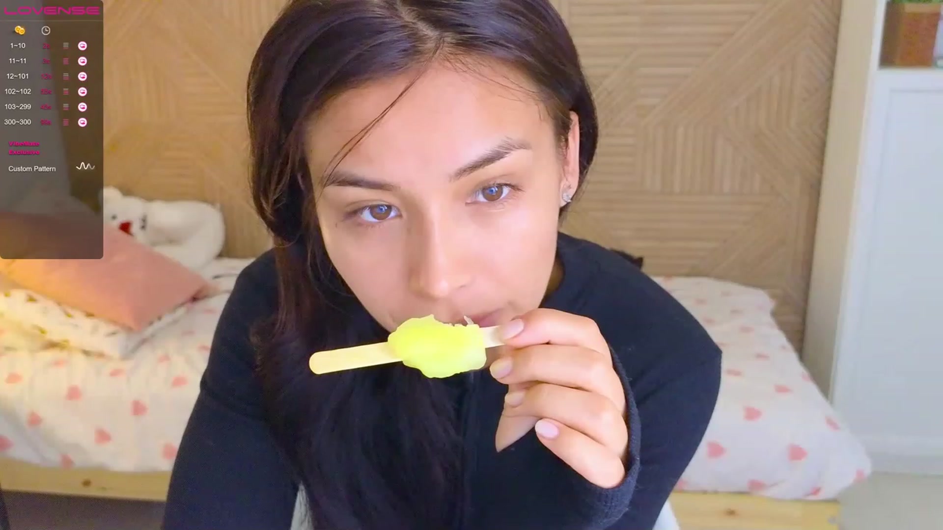 Gallery image thumbnail from ValentinaOxo's myfreecams stream on, 04/28/2023, 16:06 image 13 of 20