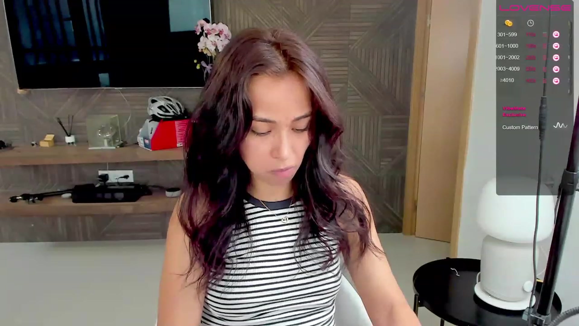 Gallery image thumbnail from ValentinaOxo's myfreecams stream on, 06/12/2023, 13:46 image 19 of 20