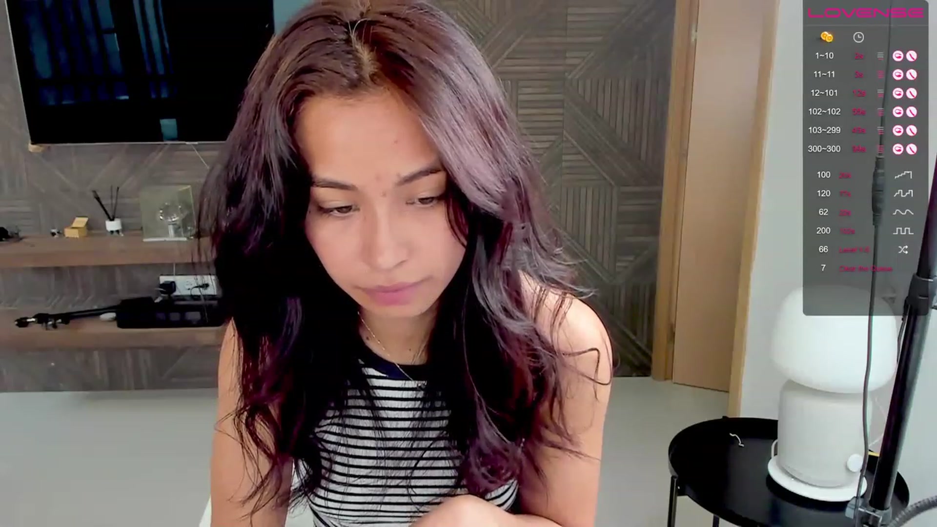Gallery image thumbnail from ValentinaOxo's myfreecams stream on, 06/12/2023, 13:46 image 18 of 20
