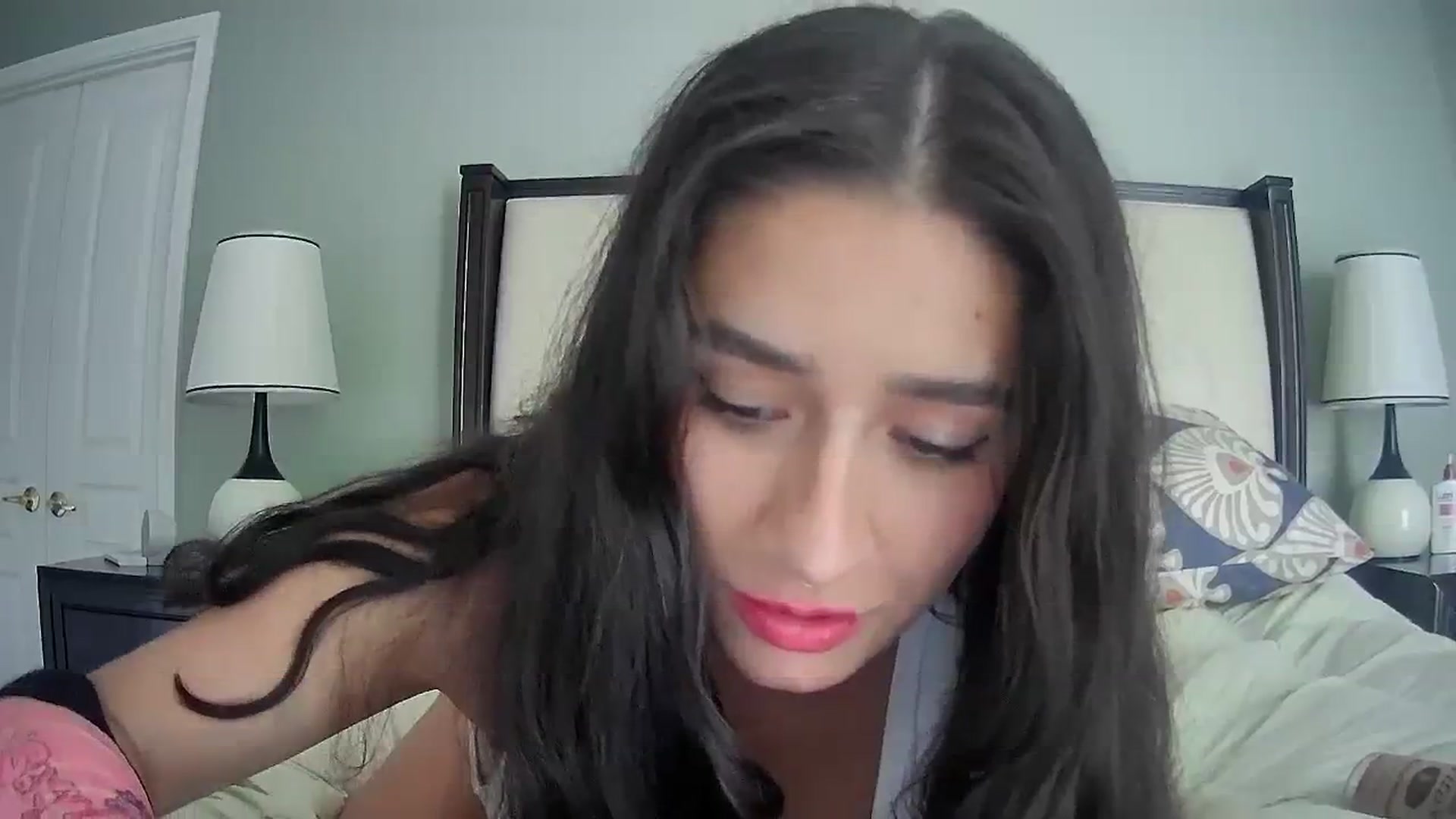 Gallery image thumbnail from ValentinaX4's myfreecams stream on, 08/09/2023, 23:39 image 17 of 20